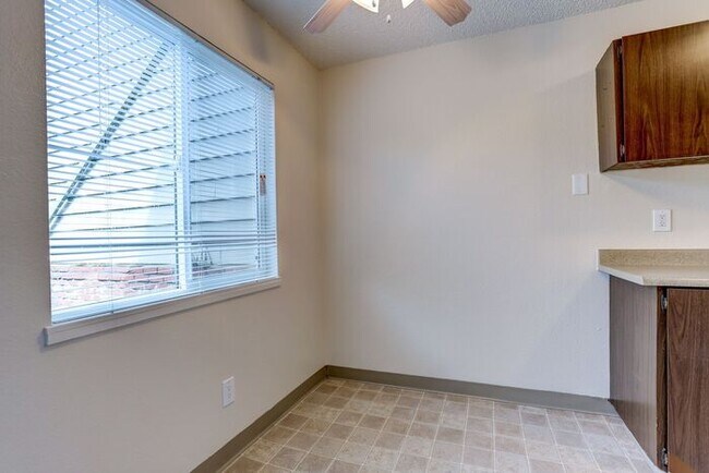 Foto del edificio - Cozy Studio Apartment — The Perfect Place to Call Home! Enjoy 1 Month FREE Rent!