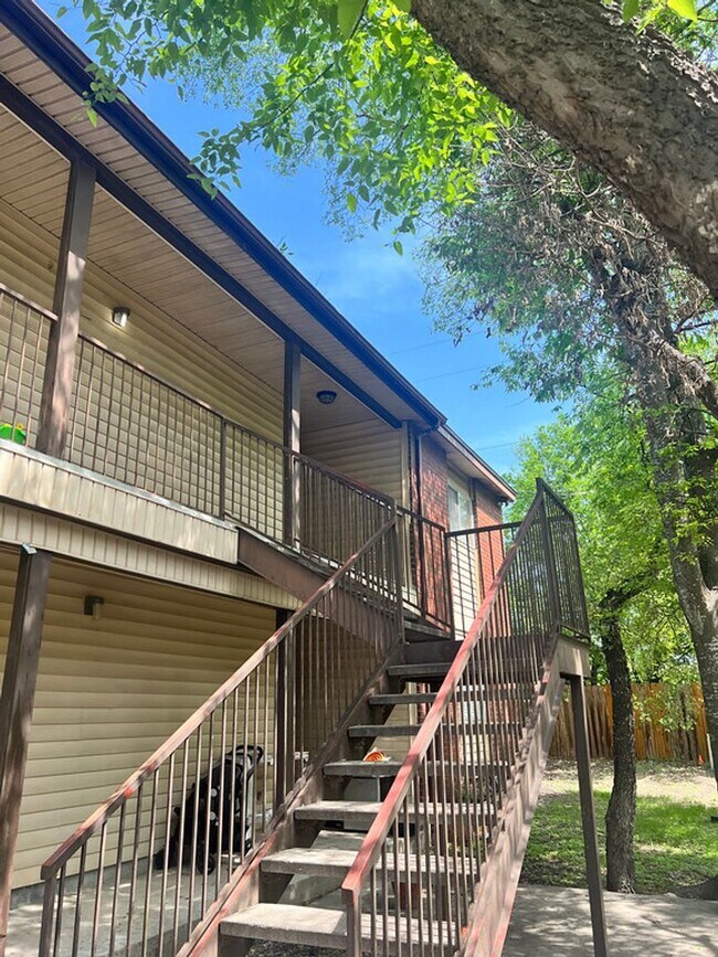 Foto del edificio - Spacious Apartment for Rent in Universal City