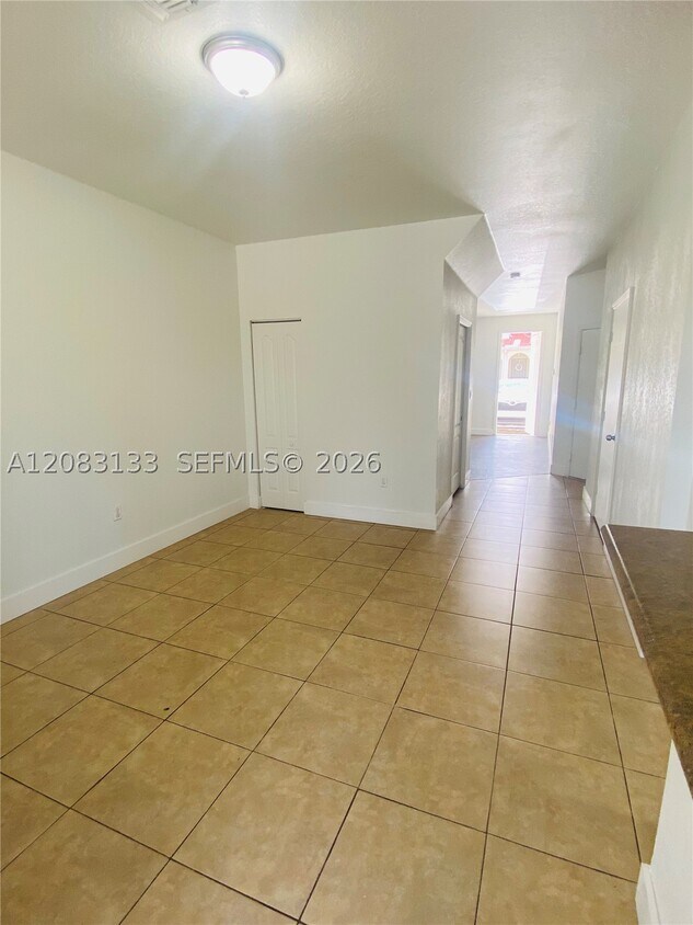 Building Photo - 21401 NW 13th Ct