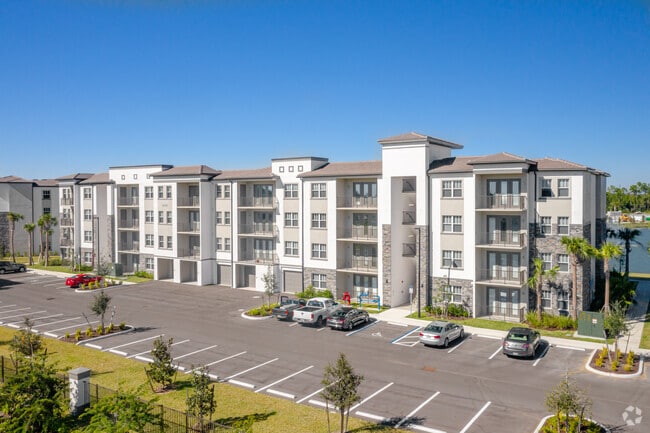 Building Photo - Legacy Gateway Apartments