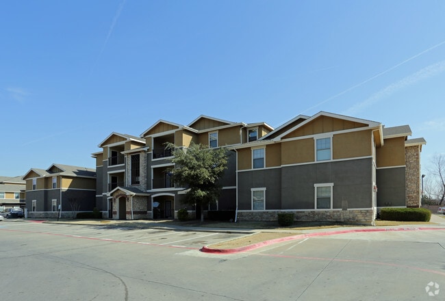 Rosemont at Mayfield Villas Apartments Arlington, TX