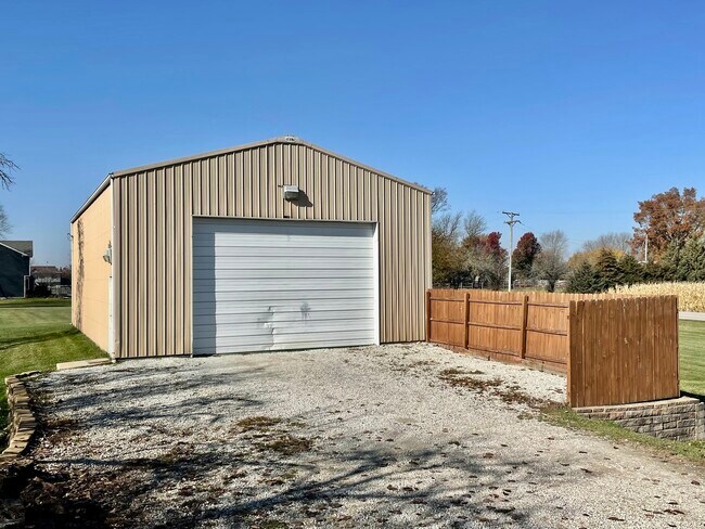 Building Photo - 23852 S Scheer Rd