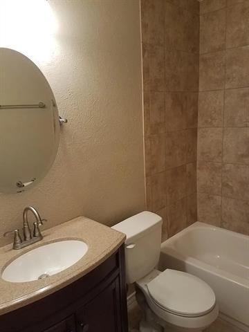 Foto del edificio - 100 Lochness Ln