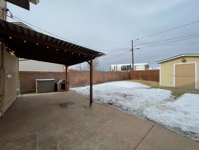 Building Photo - 10689 W 13th Ave