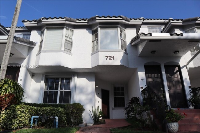 Building Photo - 721 SW 148th Ave