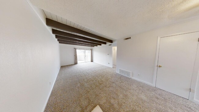 Building Photo - 3475 Rebecca Ln