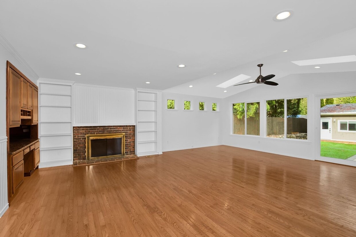 Photo - 12642 NE 73rd Street