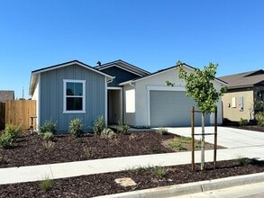 Building Photo - 3949 W Sunnyview Ave