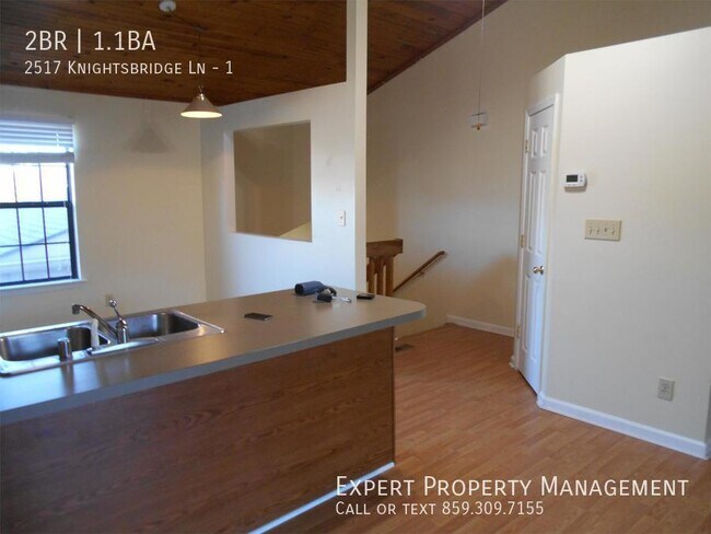 Foto del edificio - 2517 Knightsbridge Ln