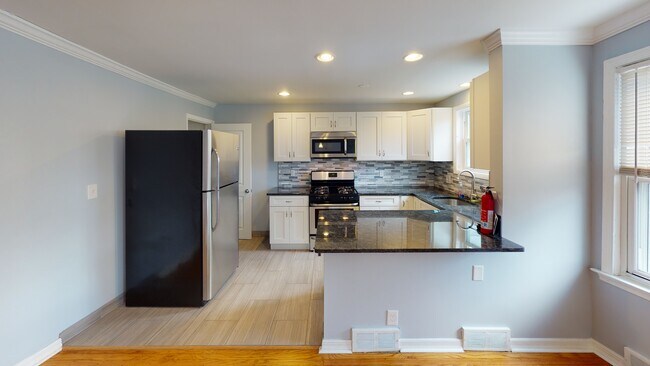 KITCHEN - 308 Comly Ave