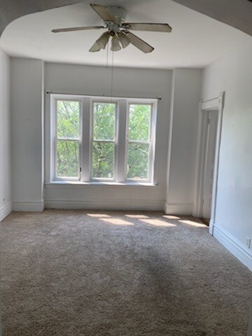 Building Photo - 250 W 31st St