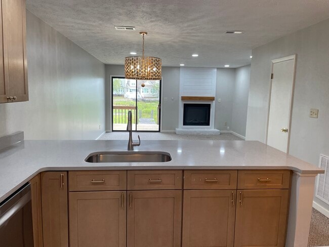 Building Photo - 117B Mallard Cove