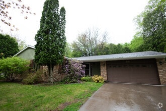 Building Photo - 1211 Joliet Rd