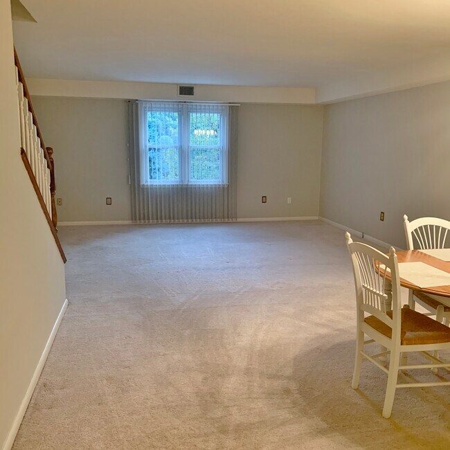 Living Room / Dining Room Combo - 53 Abington Gardens Dr