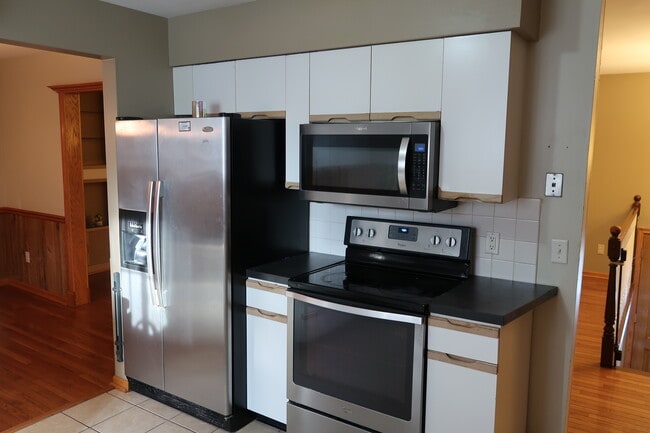 Foto del edificio - 1842 Gentian Dr SE