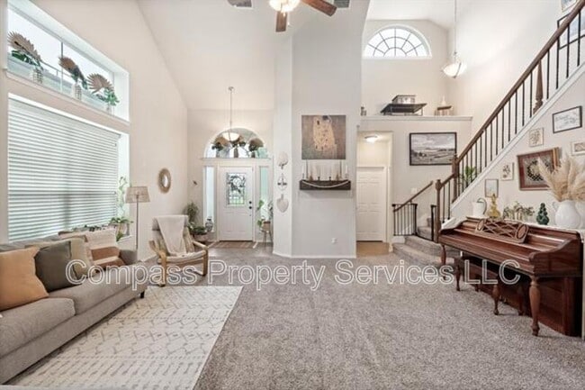 Building Photo - 5516 Pinery Dr