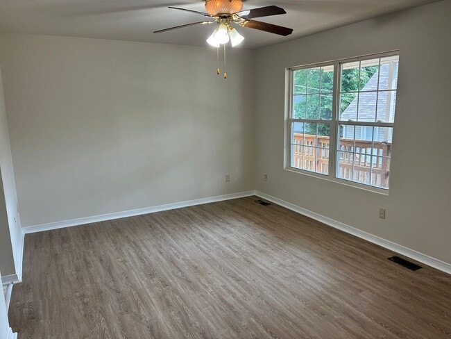 Building Photo - North Beach Bungalow