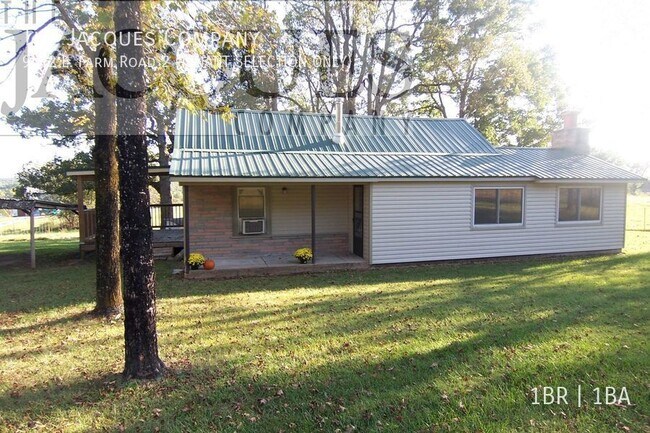 Building Photo - 9442 E Farm Rd 2