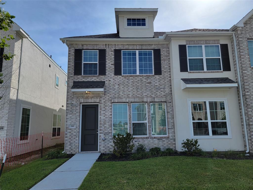 Foto principal - 3220 Crystal View Blvd