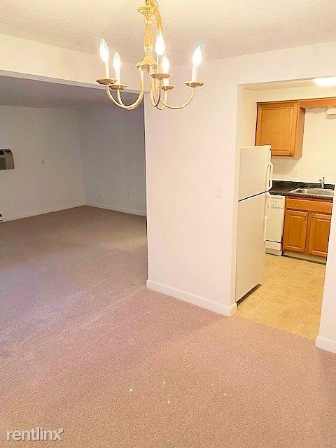 Building Photo - 1 br, 1 bath Apartment - 89 Elmwood Park