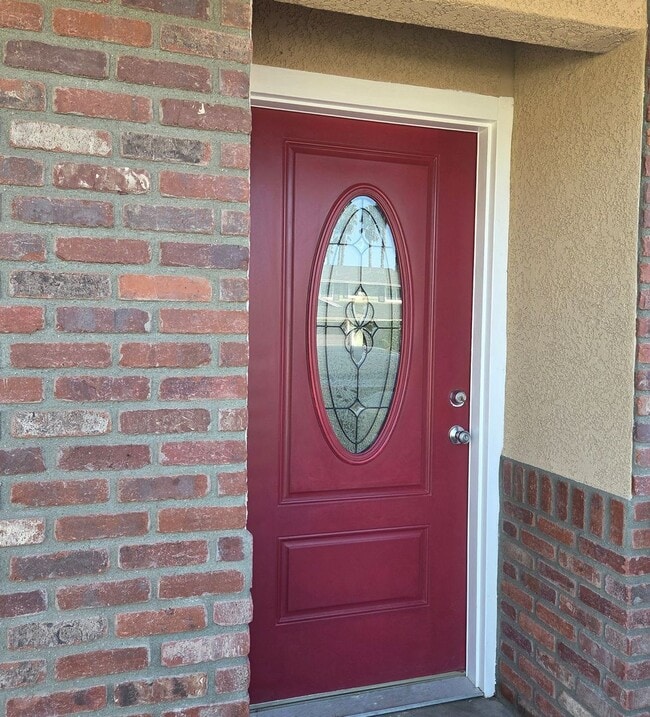 Building Photo - 5546 Sulphur Dr