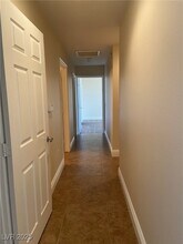 Building Photo - 67 E Agate Ave