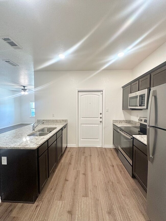 Building Photo - 3Bd/2Ba in Killeen, TX!