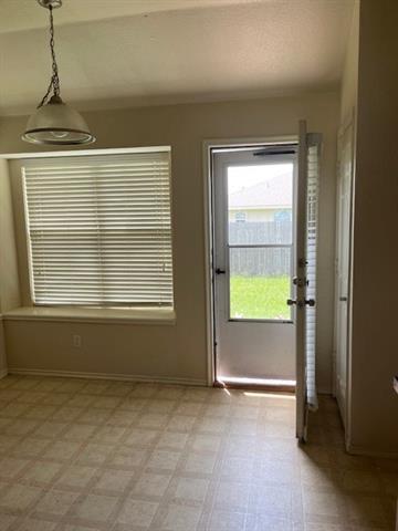 Foto del edificio - 105 Shady Creek Ln