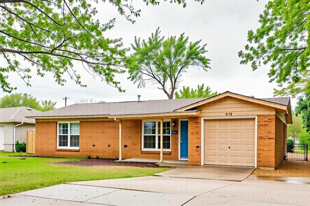 Foto principal - 1230 Bellaire Dr