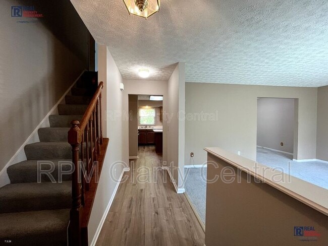 Building Photo - 767 Lindenhaven Rd