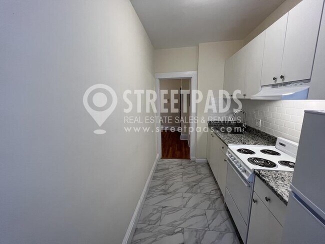 Foto del edificio - 1 bedroom in Boston MA 02134