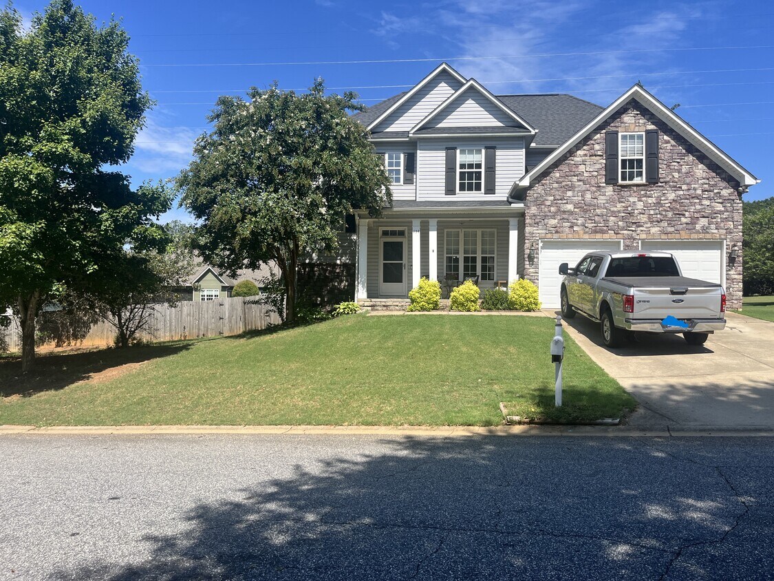 Foto principal - 134 Darmondale Dr