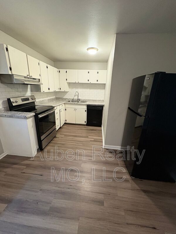Foto del edificio - 8407 E 98th Terrace