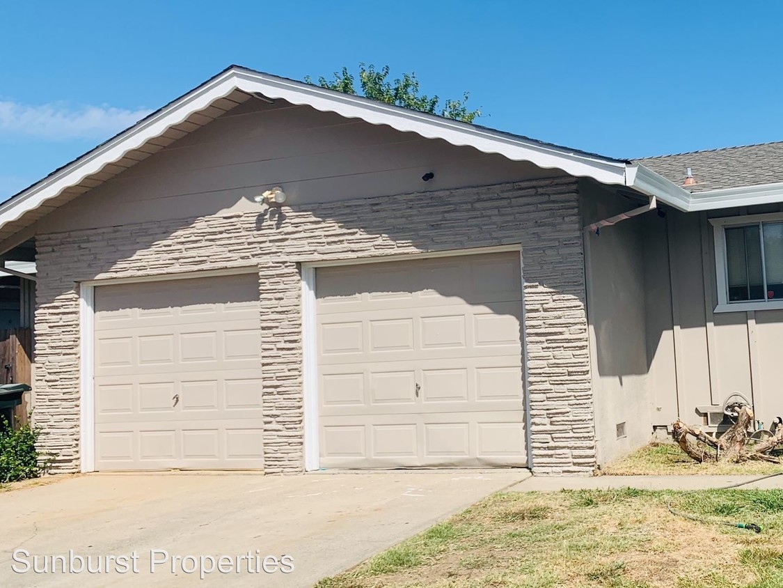 Primary Photo - 6005-6007 Rye Way