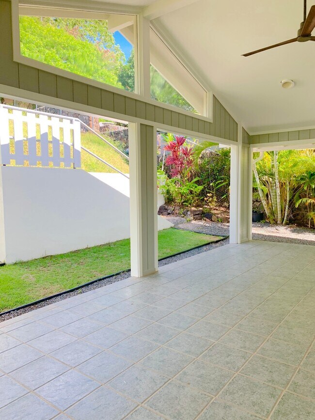 Foto del edificio - Beautiful Kailua home in Kaelepulu School ...