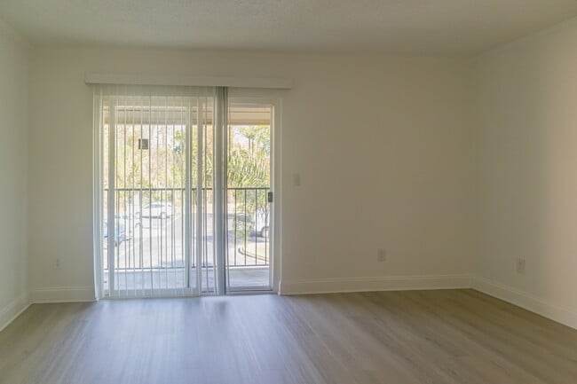 Photo - 3737 Loretto Rd Townhome