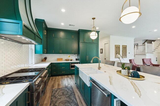 Foto del edificio - 734 Brittmoore Rd