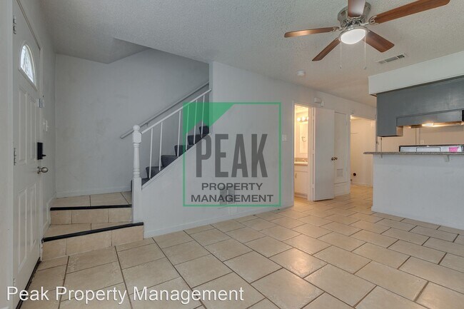 Building Photo - 2 br, 1.5 bath House - 4939 Miller