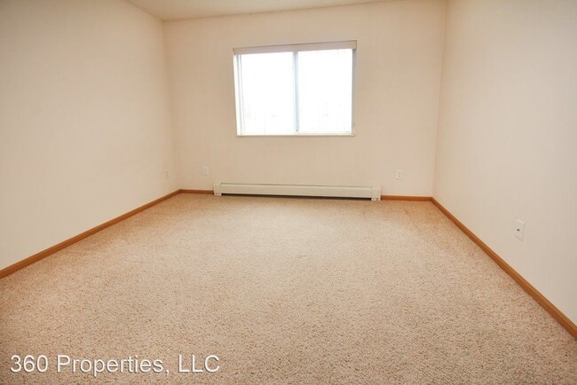 Building Photo - 4415 Calico Dr S