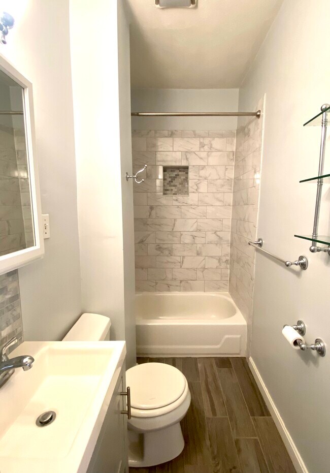 Foto del edificio - 284 Chelsea St