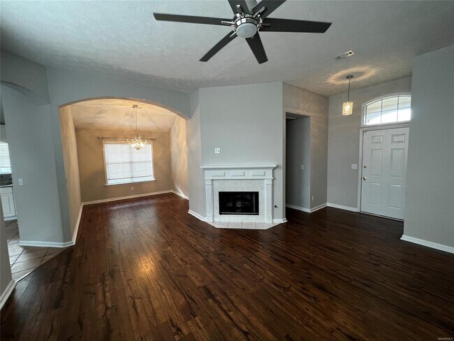 Foto del edificio - 8706 Stoneridge Pl