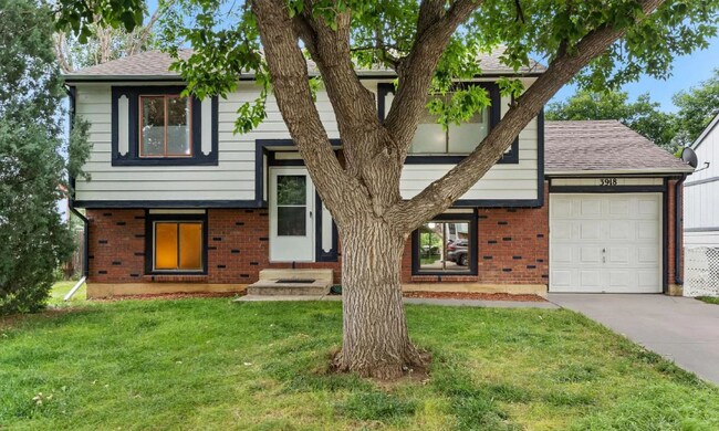 Building Photo - 3918 Asbury Dr