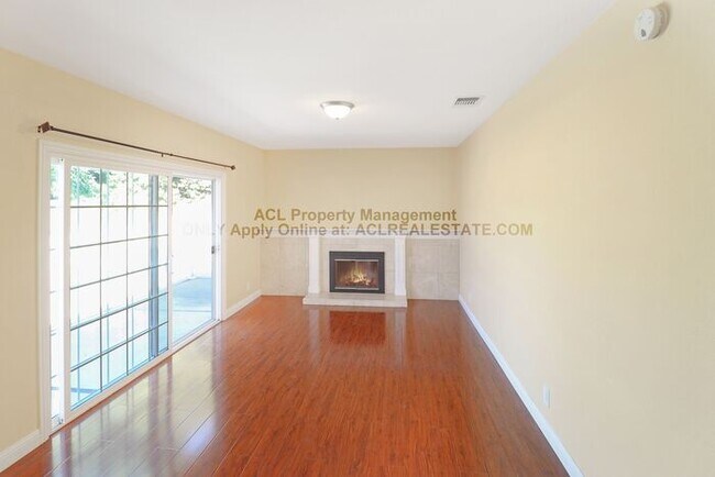 Building Photo - Beautifully updated, One Story Fremont Hom...