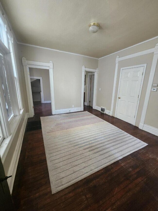 Foto del edificio - 2022 Castelar St