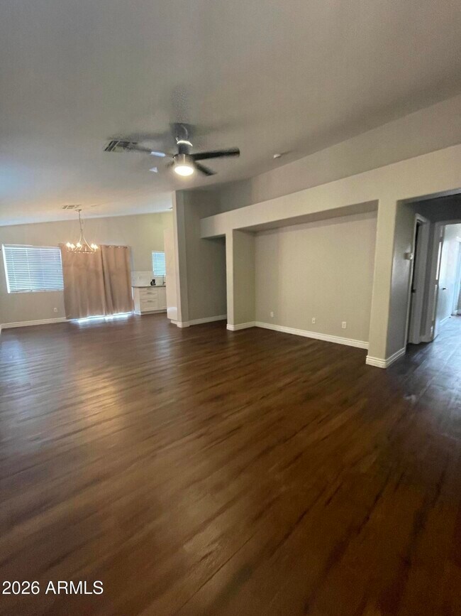 Building Photo - 13589 W Ocotillo Ln