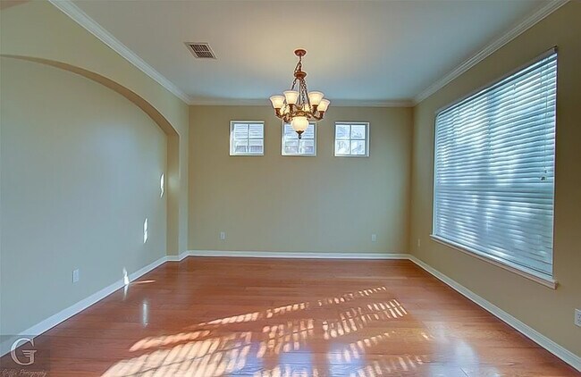 Foto del edificio - 110 Diana Dr