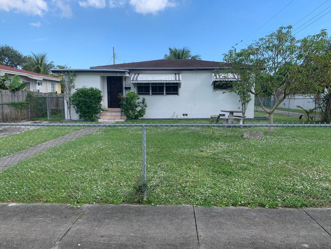 Primary Photo - 13055 NW 15th Ave