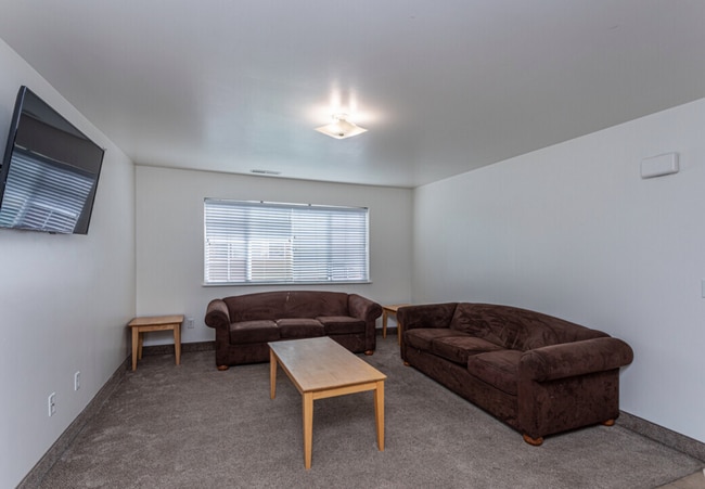 Building Photo - Apartments @ Falls Crossing Phase "1" (A,B,C)