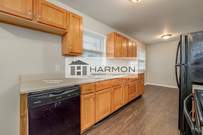 Foto del edificio - 4516 S Elizabeth Ave