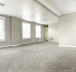 Foto del edificio - Large 2 bedroom 1 & 1/2 bath with laundry hookups in the unit